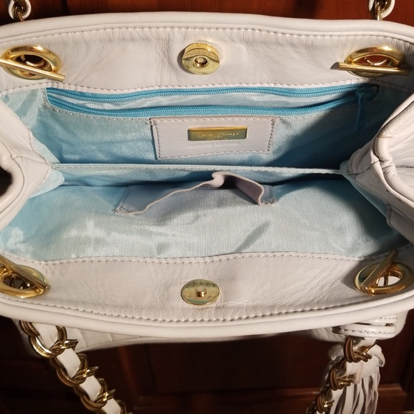 Purse - Picture 3 of 8